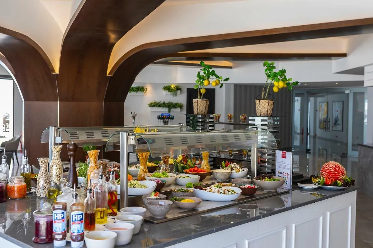 Leonardo Crystal Cove Hotel & Spa - Adults Only Protarász